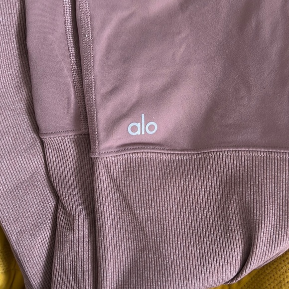 Alo yoga goddess legging mauve sz S - Picture 5 of 5